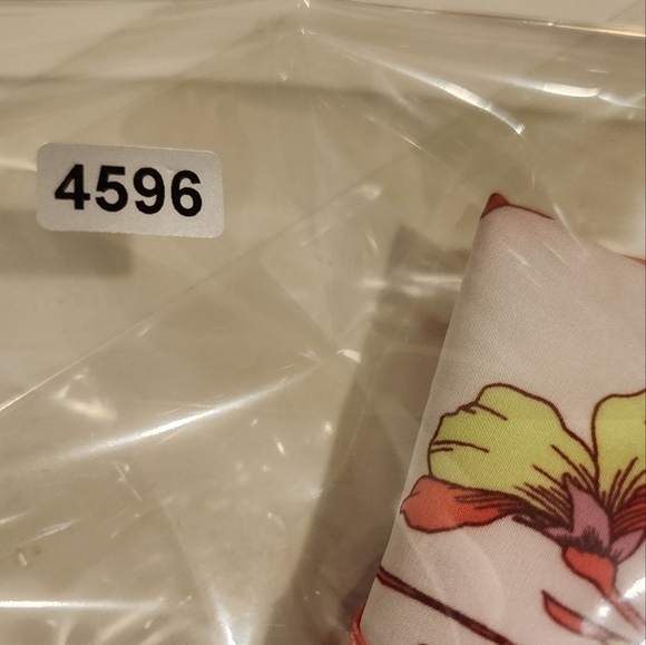 AVIA Women's Floral Drawnstring Athletic Short Size XXL (20) - Picture 10 of 10